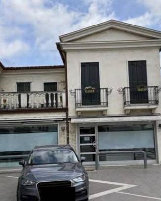 Immobile in asta di 145 m² con 1 locale a Camisano