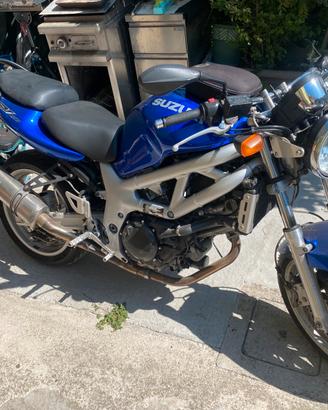 Suzuki SV650