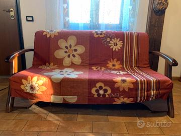 Divano letto matrimoniale in legno