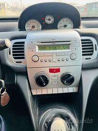 Lancia y 1300 multijet 2010