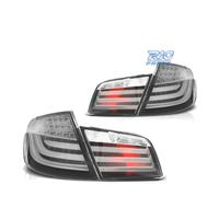 FANALI BMW F10 10- BARRE LUMINOSE SFONDO GRIGIO
