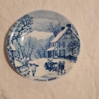 piattino da collezione Winter dipinto a mano