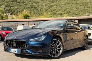 Maserati Ghibli L4 330 CV MHEV Granlusso