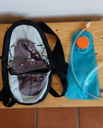 Zaino Decathlon MTB con sacca idrica