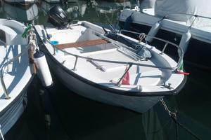 barca "porto azzurro "