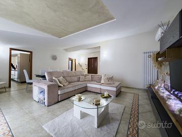 Appartamento Caivano [Cod. rif 3300925VRG]