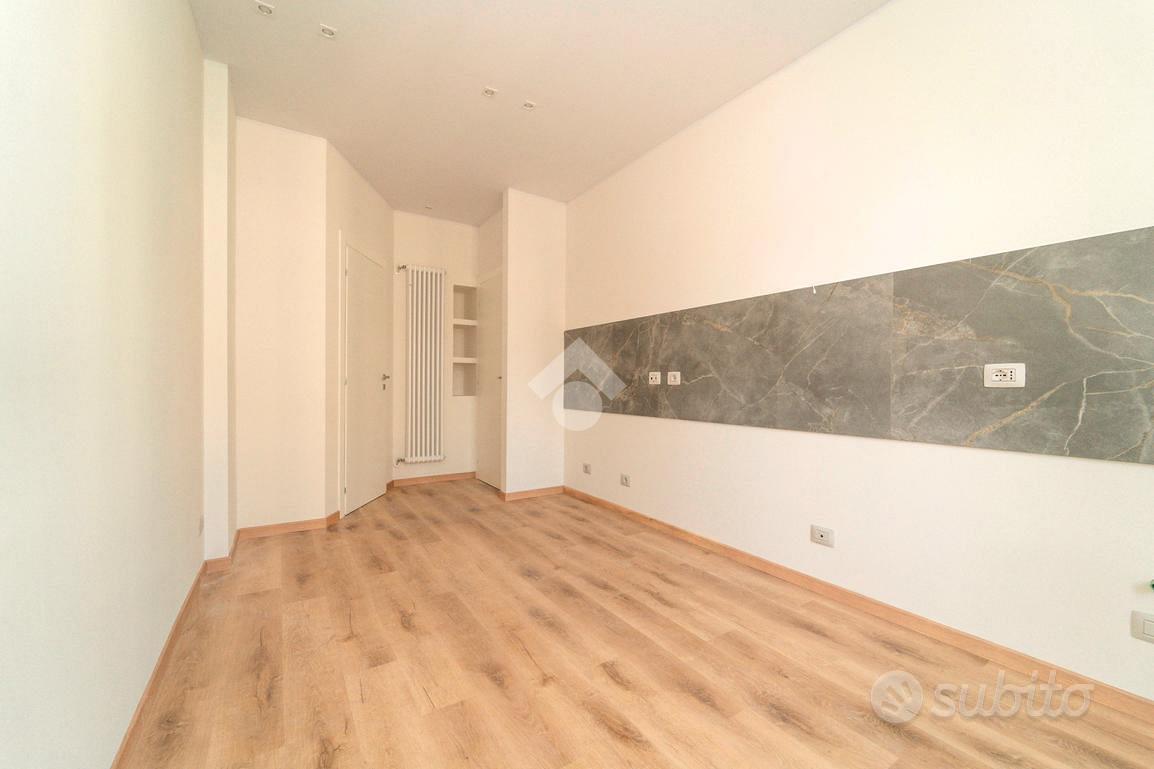 3 LOCALI A TORINO - Altro