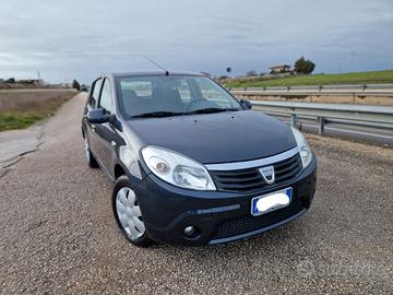 Dacia Sandero 1.4 8V GPL Ambiance