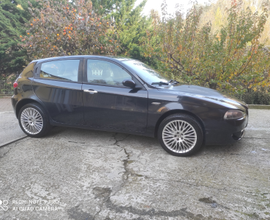 Alfa Romeo 147