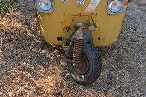 Motocarro Ape Piaggio p601. Uso ricambi a Noci(ba)