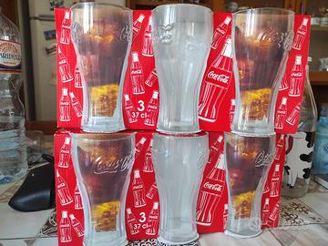 bicchieri  coca cola