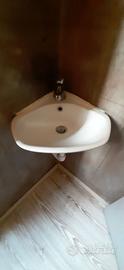Lavabo angolare