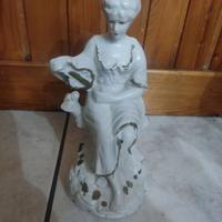 Statuina in ceramica vintage