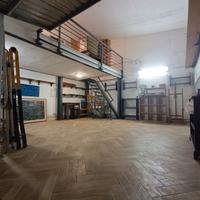 Ampio BOX 30 mq + Deposito 15mq - Parco Leonardo