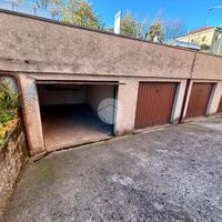 BOX A DESENZANO DEL GARDA