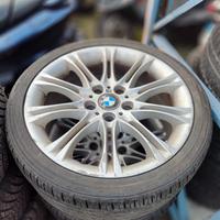 Cerchi originali BMW M Sport 18" con gomme 255/35
