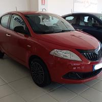 Lancia Ypsilon 1.0 FireFly 5 porte S&S Hybrid Oro