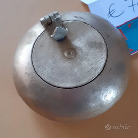 Posacenere tascabile vintage in alluminio