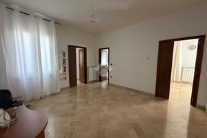 6 LOCALI A GROTTAGLIE