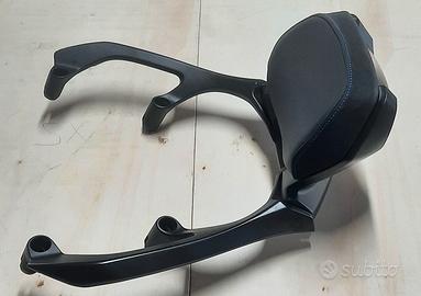 poggia schiena Yamaha Tmax Tecmax 560