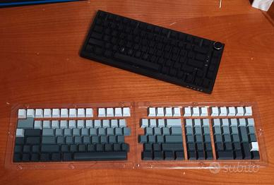 Keycaps meccanici MAI usati – bianco/grigio/nero –