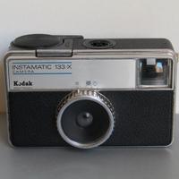 Macchina fotografica KODAK Instamatic 133-X vintag