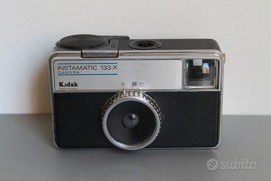 Macchina fotografica KODAK Instamatic 133-X vintag