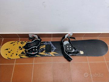 snowboard Atomic e scarponi Hotstuff