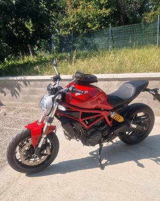 Ducati Monster 797
