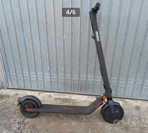 Monopattino Segway Ninebot