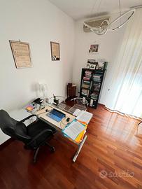 Stanza per professionista in studio legale