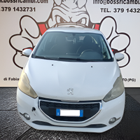 PEUGEOT 208 1200 BENZINA HM01 RICAMBI USATI
