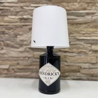 ALCOHOL ART - LAMPADA CON BOTTIGLIA GIN HENDRICK'S
