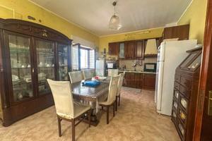 S2 Appartamento 4 vani zona via Pomerio