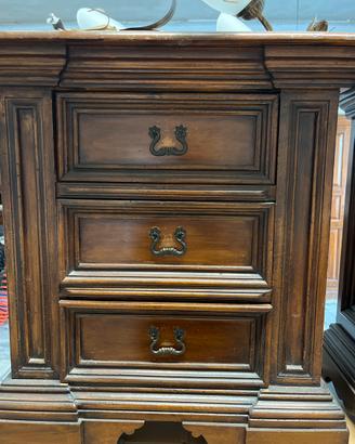 Como’ con comodini antichi in legno massello