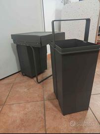 Pattumiera estraibile per mobile cucina