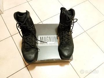 stivaletti magnum numero 45