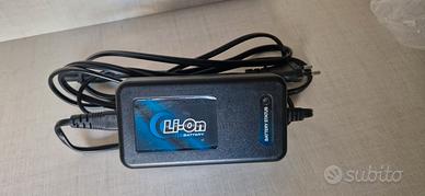 carica e mantenitore batteria a litio 