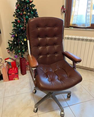 Poltrona direzionale in vera pelle (sede RC)