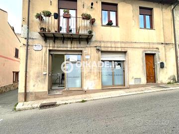 Guspini - Locale commerciale ristrutturato