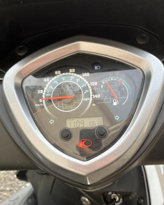 Scooter kymco