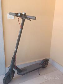 monopattino MI nuovissimo 