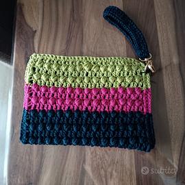 pochette all'uncinetto 