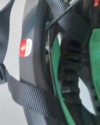 Casco mtb una sola uscita marca LAZER.