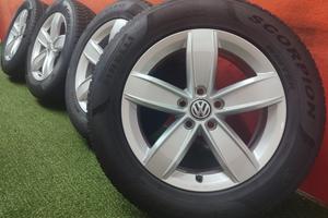 Cerchi VW Tiguan Gomme Inver 70% Pirelli 215 65 17
