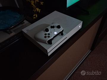 Xbox One S 500 GB