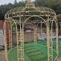 GAZEBO IN FERRO (DIAMETRO 300 CM )