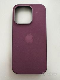 Cover FineWoven Gelso  viola per iPhone 15 Pro