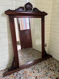 Specchiera d’antiquariato con intarsi