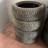 Pirelli sottozero run flat 225/55/17